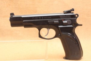 Pistolet CZ 75 B calibre 9x19