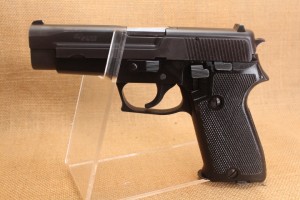 Sig Sauer P220 calibre 9 X 19