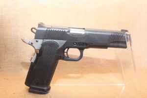 Pistolet BUL M-5 calibre 45 ACP