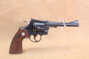 Revolver Colt modèle 357 calibre 357 Magnum