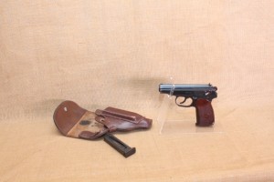 Pistolet Makarov calibre 9 mm Makarov