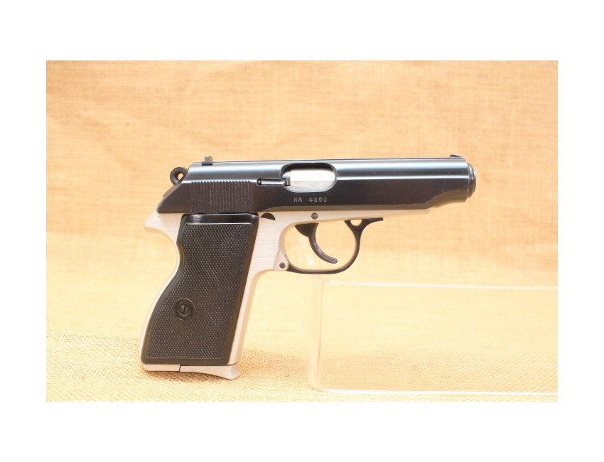FEG PA-63 calibre 9 mm Makarov