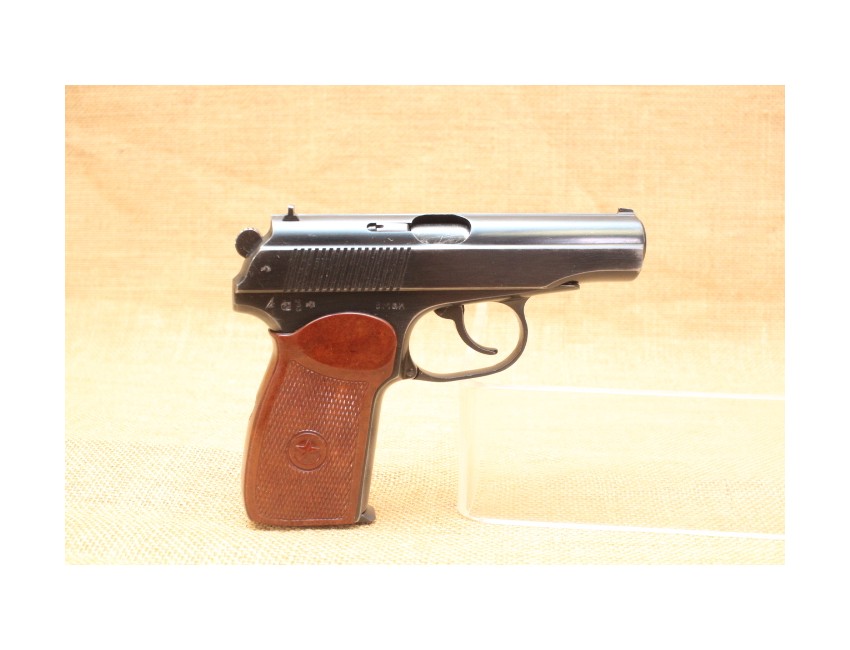 Pistolet Makarov calibre 9 mm Makarov