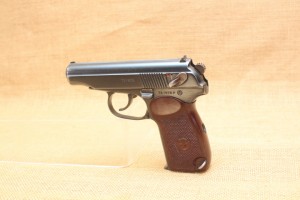 Pistolet Makarov calibre 9 mm Makarov