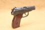 Pistolet Makarov calibre 9 mm Makarov