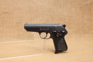 Pistolet CZ  VZOR 50 calibre 7,65 Browning