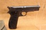Pistolet Mac 50  calibre 9X19