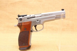 Pistolet Smith § Wesson Target Champion calibre 9X19