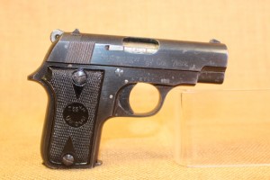 Pistolet Unique R51 calibre 7,65 Browning