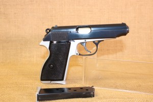 FEG PA-63 calibre 9 mm Makarov