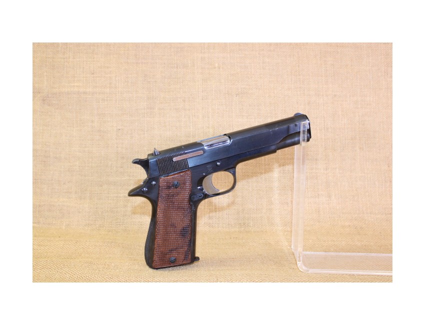 Pistolet STAR B calibre 9 mm Luger de la Guardia Civil Carabineros