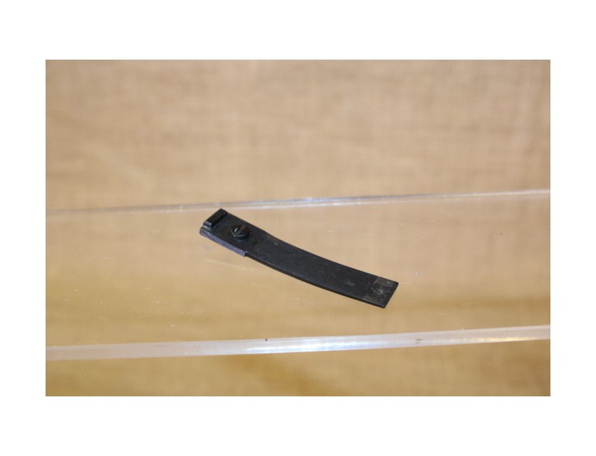 Ressort de hausse avec vis Steyr M95