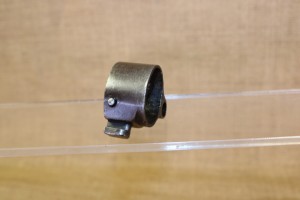 Tenon de baionnette incomplet avec vis M95