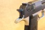 Pistolet IMI Desert Eagle calibre 44 Magnum