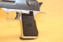 Pistolet IMI Desert Eagle calibre 44 Magnum