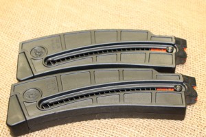 Lot de 2 chargeurs S&W MP15-22, 25 coups Calibre 22LR