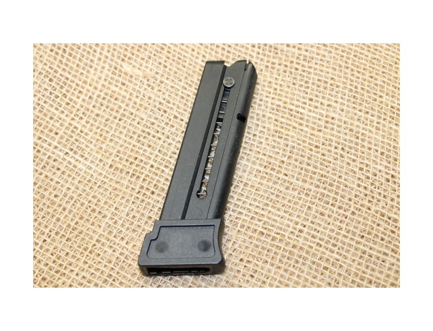 Chargeur HAMMERLI X-ESSE calibre 22LR capacité 10 coups