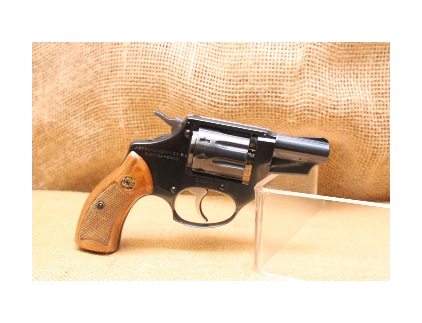 Revolver Astra modèle Cadix calibre 22 LR