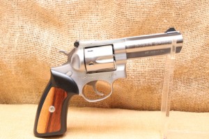 Revolver Ruger GP 100 calibre 357 Magnum