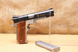 Pistolet Smith § Wesson modèle 745 calibre 45 ACP