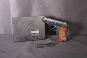 Pistolet Walther PPK calibre 9 mm court